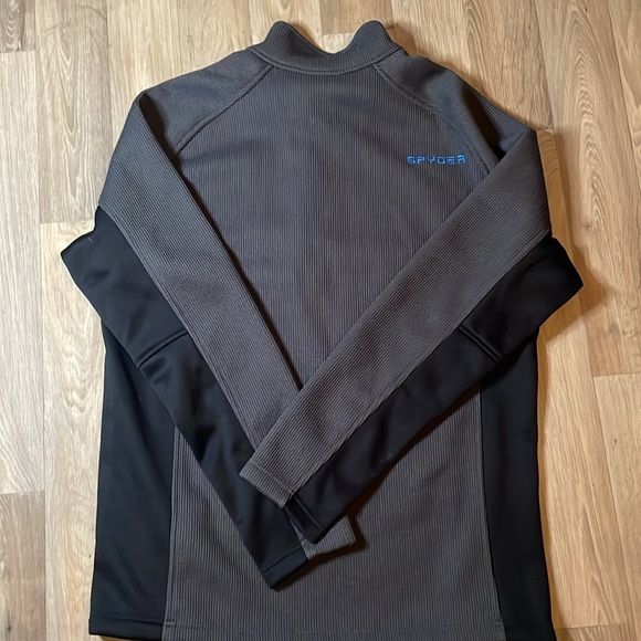 Spyder pull over size xl - Picture 9 of 9